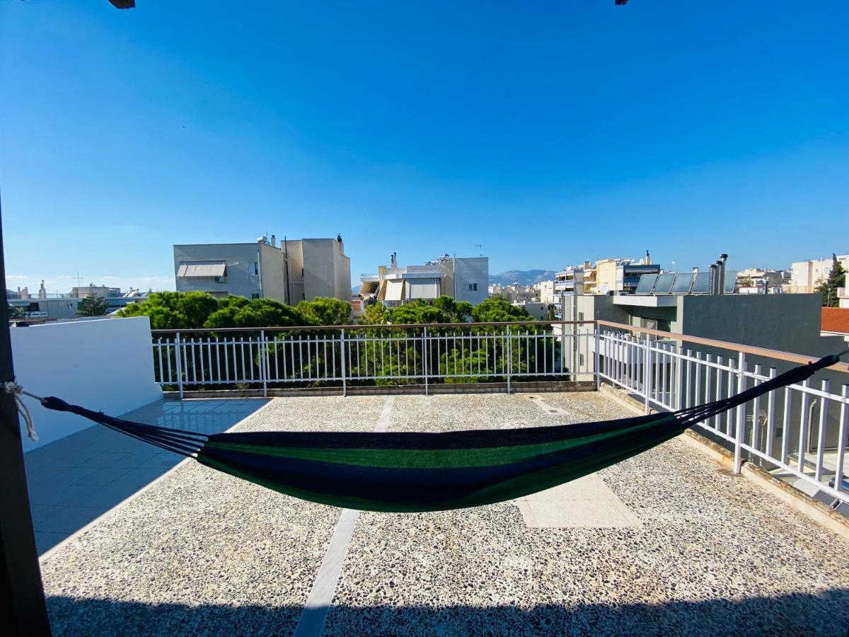 地铁站旁,免费停车位,距机场15分钟车程,独享80平米露台和美景,星空帐篷,舒适淋浴,宽敞3间房3张双人床公寓 เอเธนส์ ภายนอก รูปภาพ